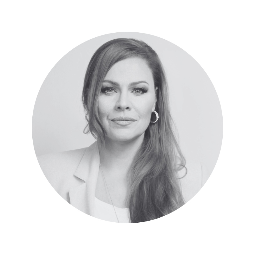 Laura Raab - EMISJA GŁOSU, PIOSENKA AKTORSKA